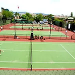 Royal 4*