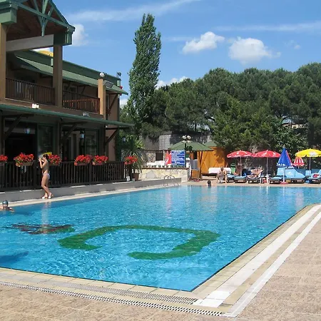 Royal Hotel